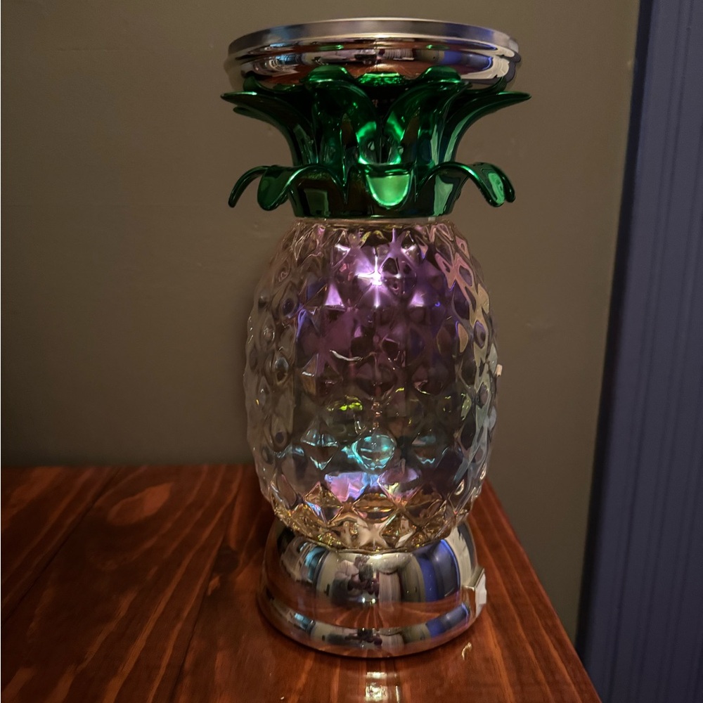 Bath & Body Works Glittery Pineapple Candle Holder - Green and Gold
